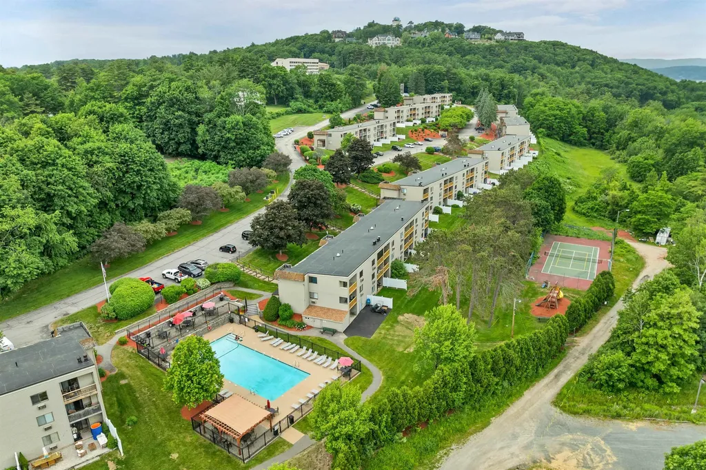 178 Treetop Circle Laconia NH 03246