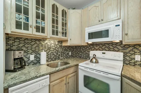 178 Treetop Circle Laconia NH 03246