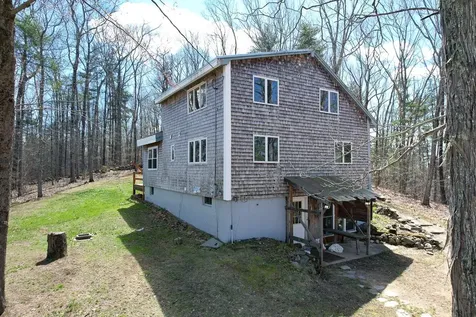 70 Ledge Farm Road Nottingham NH 03290