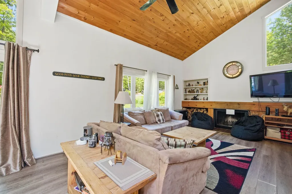 14 Parker Road Campton NH 03223