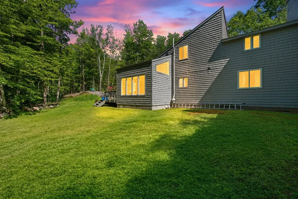 14 Parker Road Campton NH 03223