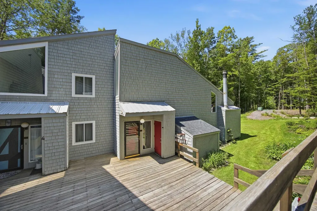 14 Parker Road Campton NH 03223