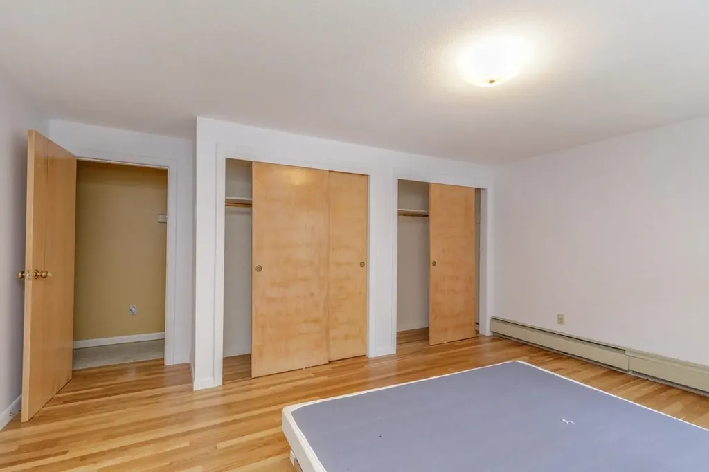 9 Hickory Lane Bedford NH 03110