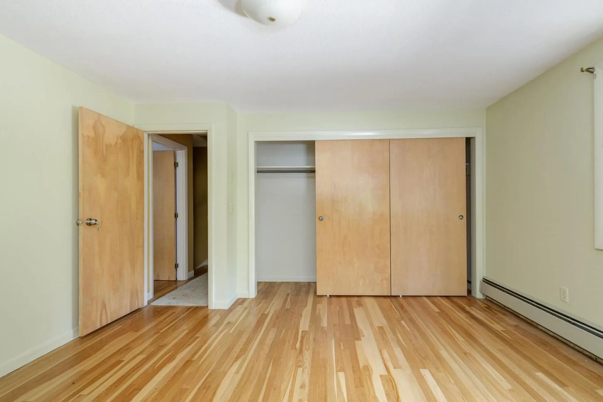 9 Hickory Lane Bedford NH 03110
