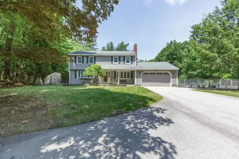 9 Hickory Lane Bedford NH 03110