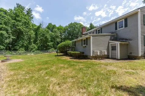 9 Hickory Lane Bedford NH 03110