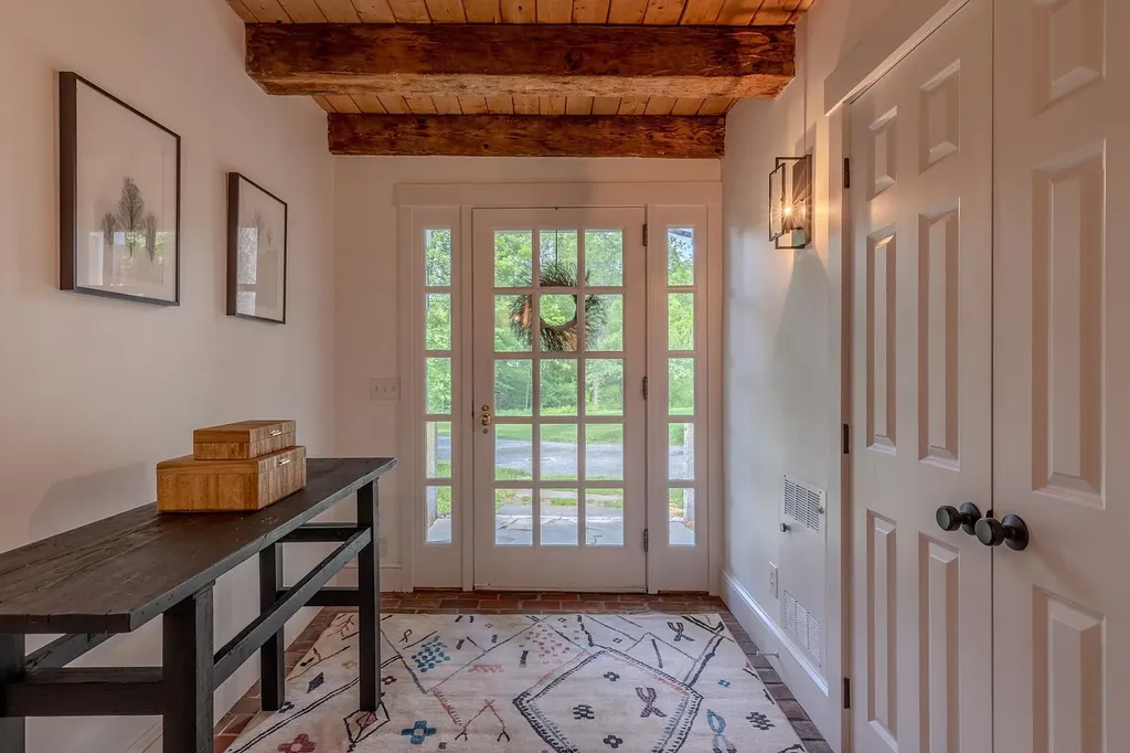 5798 South Road Woodstock VT 05071