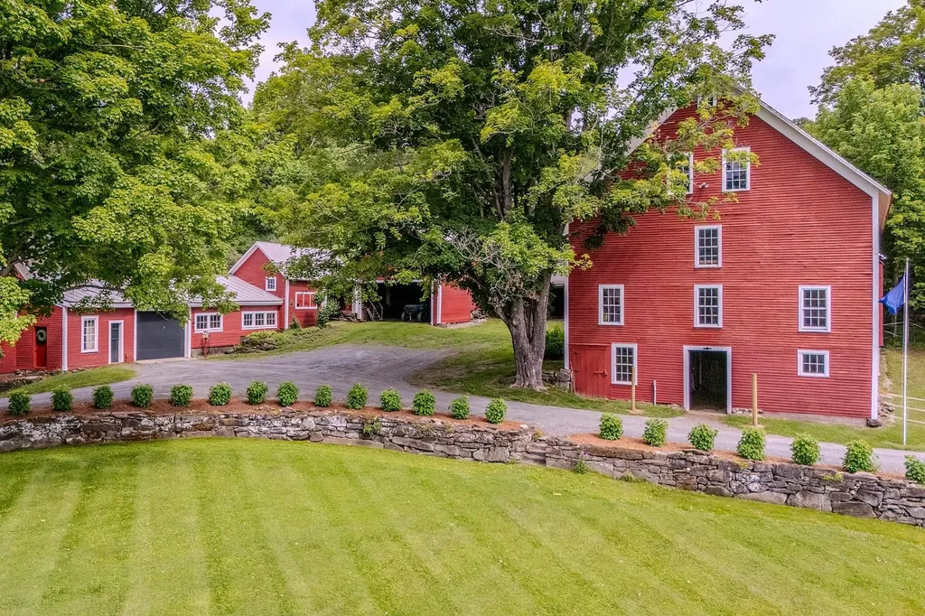 5798 South Road Woodstock VT 05071