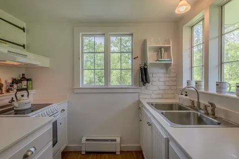 5798 South Road Woodstock VT 05071