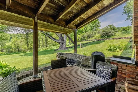 5798 South Road Woodstock VT 05071