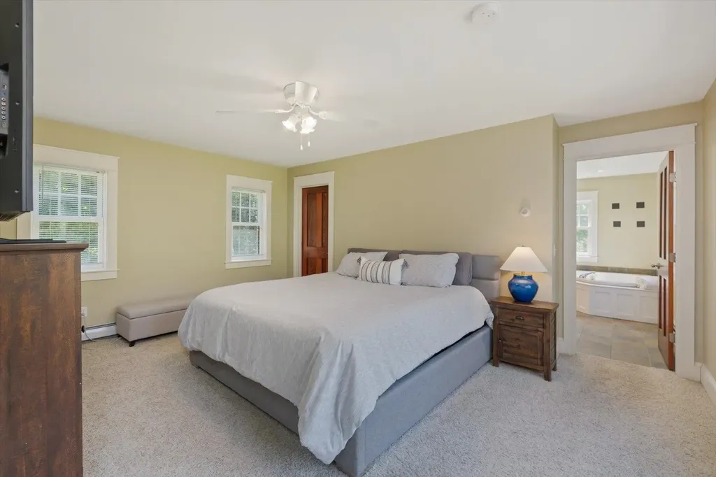 662 Hurricane Road Keene NH 03431