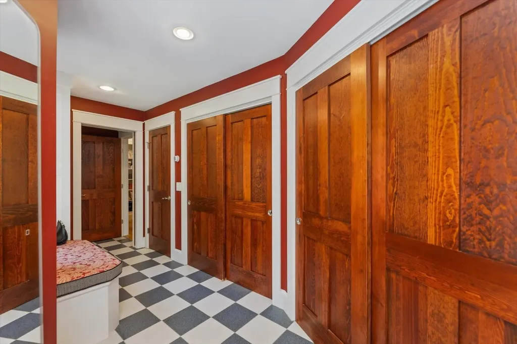 662 Hurricane Road Keene NH 03431