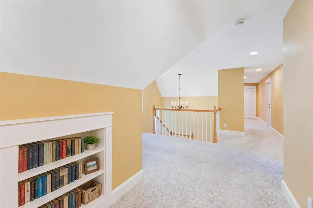 662 Hurricane Road Keene NH 03431