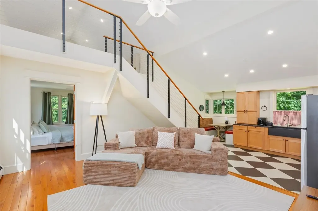 662 Hurricane Road Keene NH 03431
