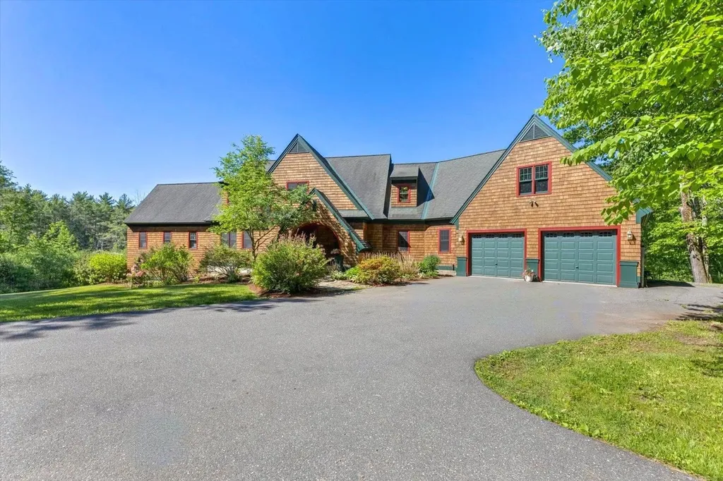 662 Hurricane Road Keene NH 03431