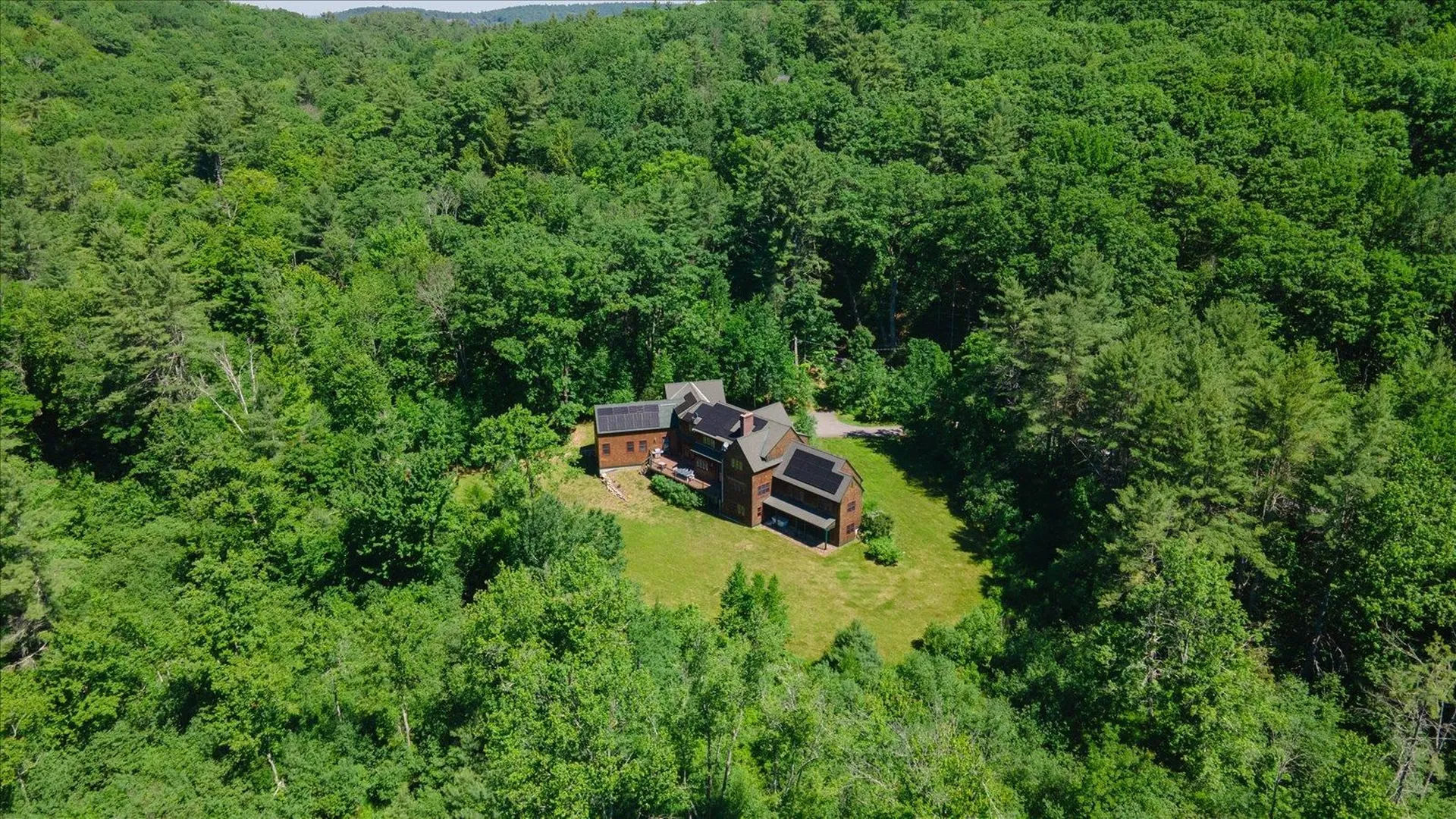 662 Hurricane Road Keene NH 03431