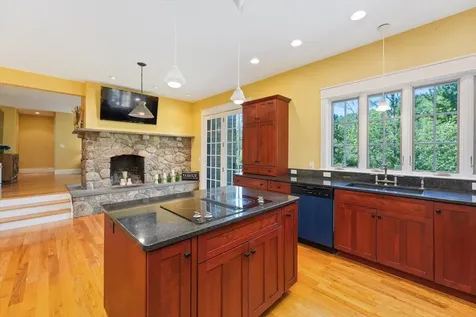 662 Hurricane Road Keene NH 03431