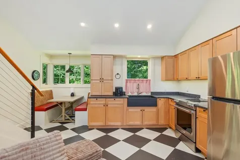 662 Hurricane Road Keene NH 03431