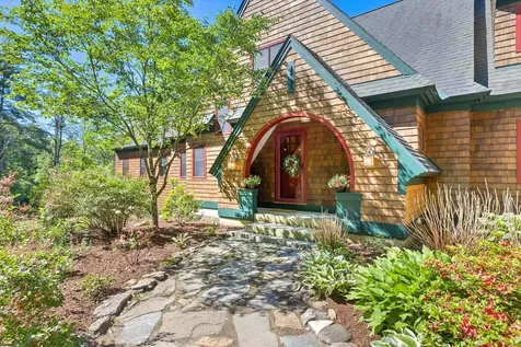 662 Hurricane Road Keene NH 03431