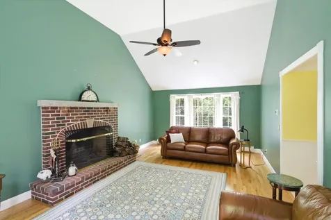 316 North Road Candia NH 03034