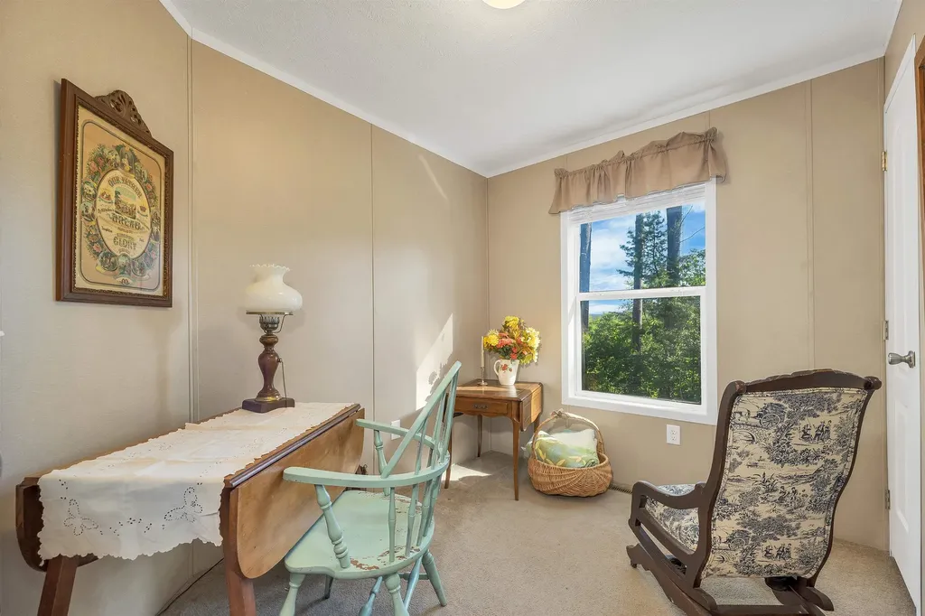5 Maple Drive Plymouth NH 03264