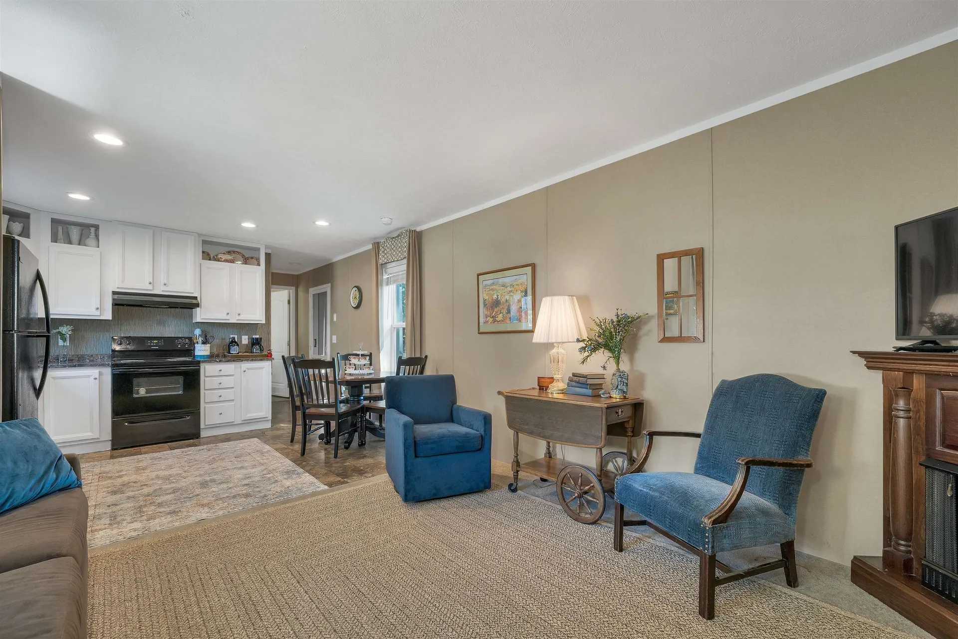5 Maple Drive Plymouth NH 03264