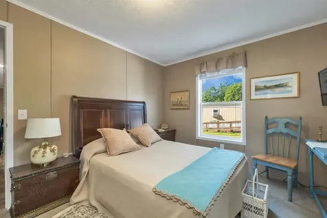 5 Maple Drive Plymouth NH 03264