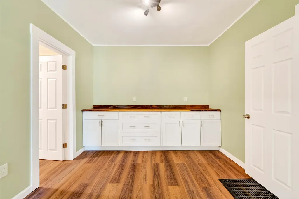 29 Clinton Avenue Rutland City VT 05701