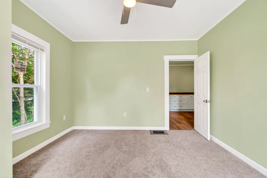 29 Clinton Avenue Rutland City VT 05701
