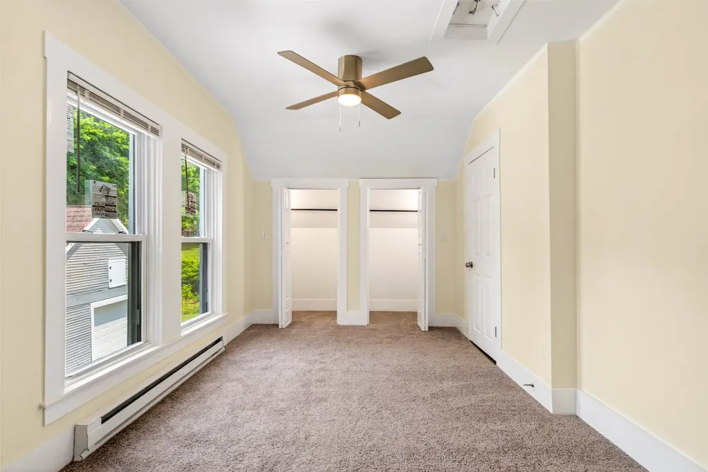 29 Clinton Avenue Rutland City VT 05701