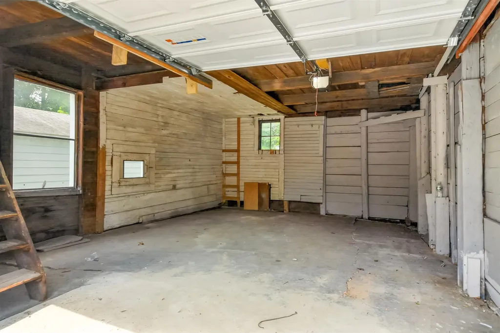 29 Clinton Avenue Rutland City VT 05701