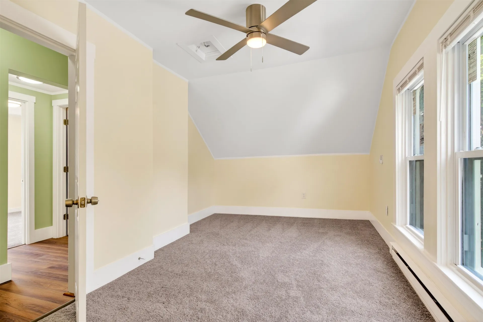 29 Clinton Avenue Rutland City VT 05701