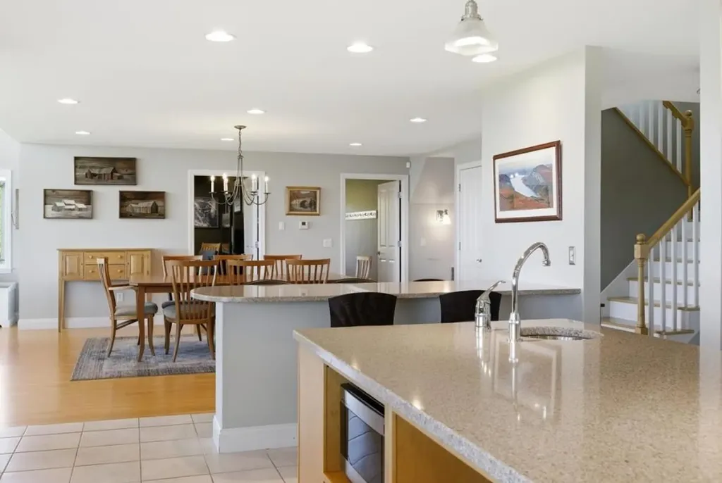 1063 Whipple Hill Drive Lyndon VT 05851