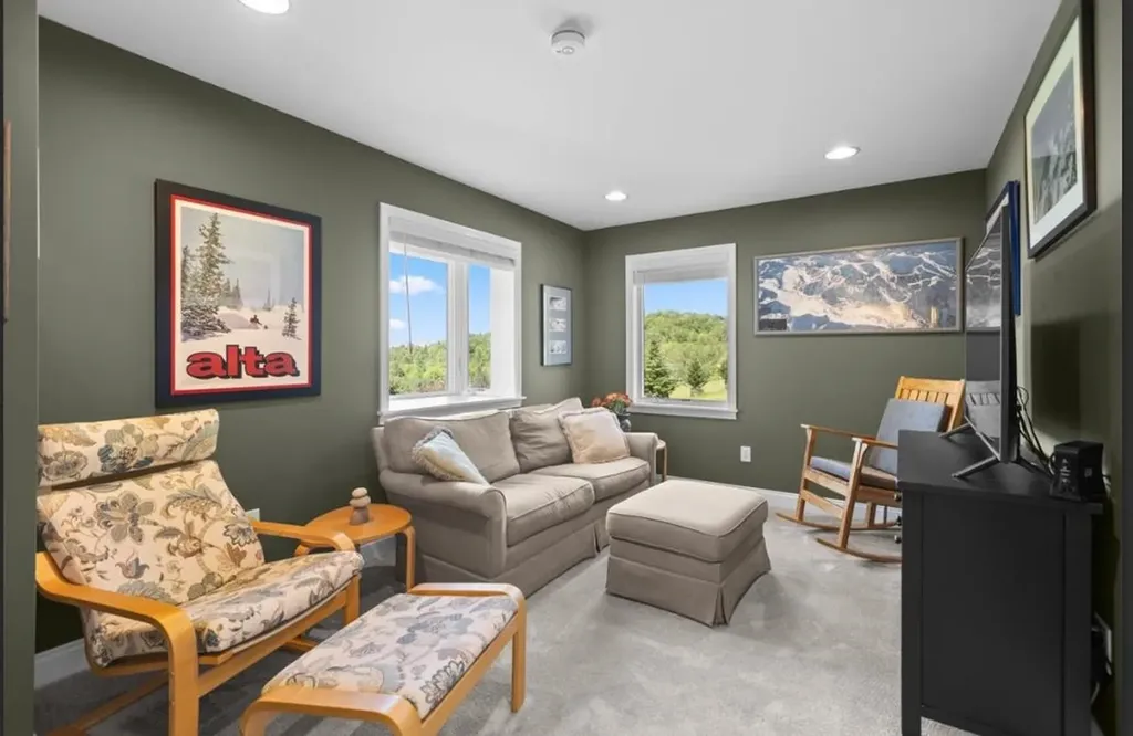 1063 Whipple Hill Drive Lyndon VT 05851