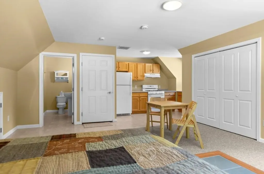 1063 Whipple Hill Drive Lyndon VT 05851