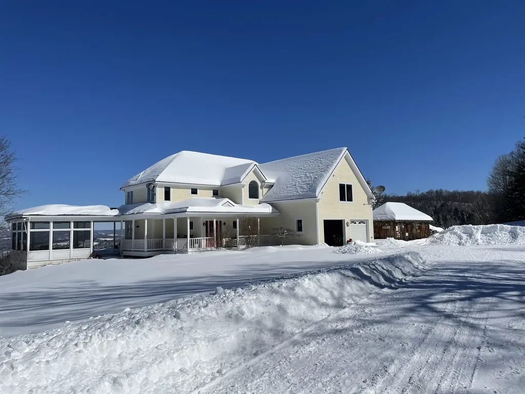 1063 Whipple Hill Drive Lyndon VT 05851