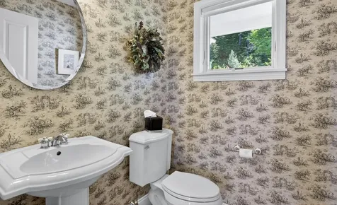 1063 Whipple Hill Drive Lyndon VT 05851