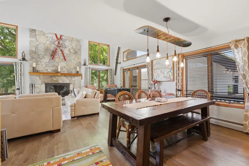 16 Middle Ridge Road Winhall VT 05340