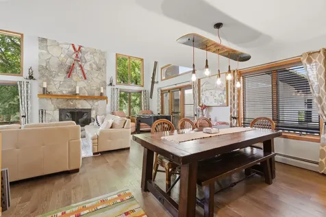 16 Middle Ridge Road Winhall VT 05340
