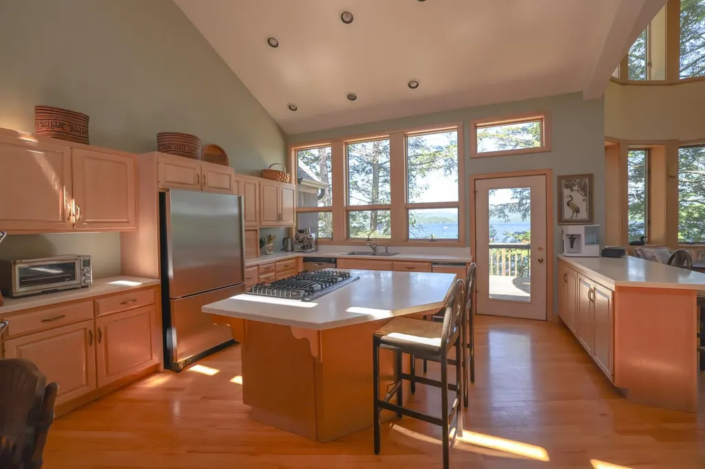 349 Shore Drive Bridgewater NH 03222