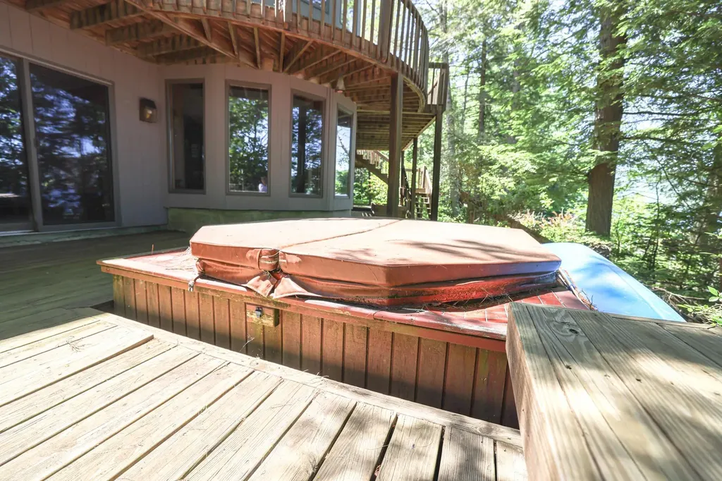 349 Shore Drive Bridgewater NH 03222