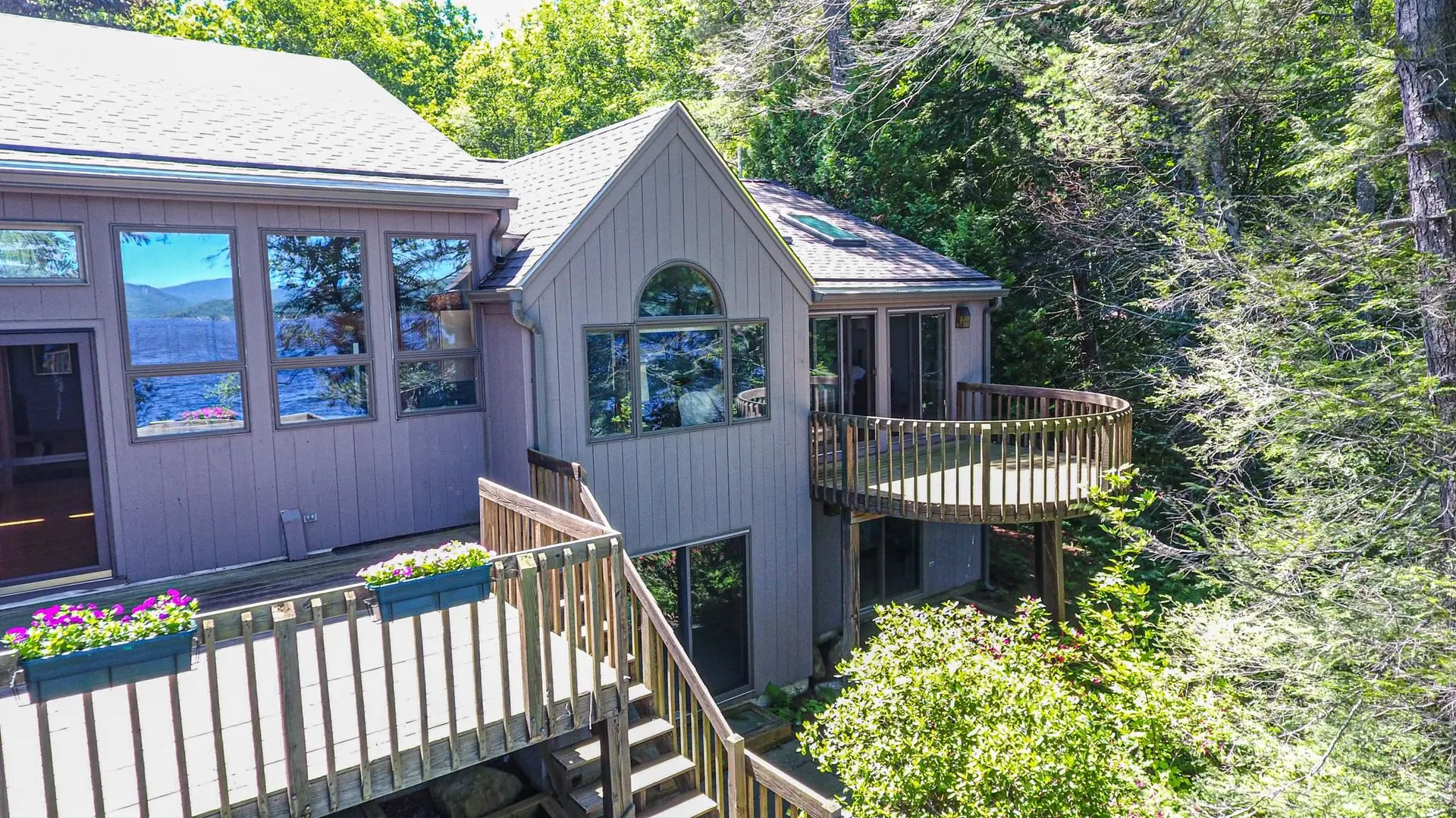 349 Shore Drive Bridgewater NH 03222
