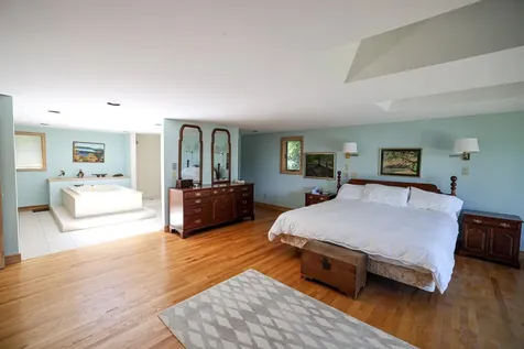 349 Shore Drive Bridgewater NH 03222