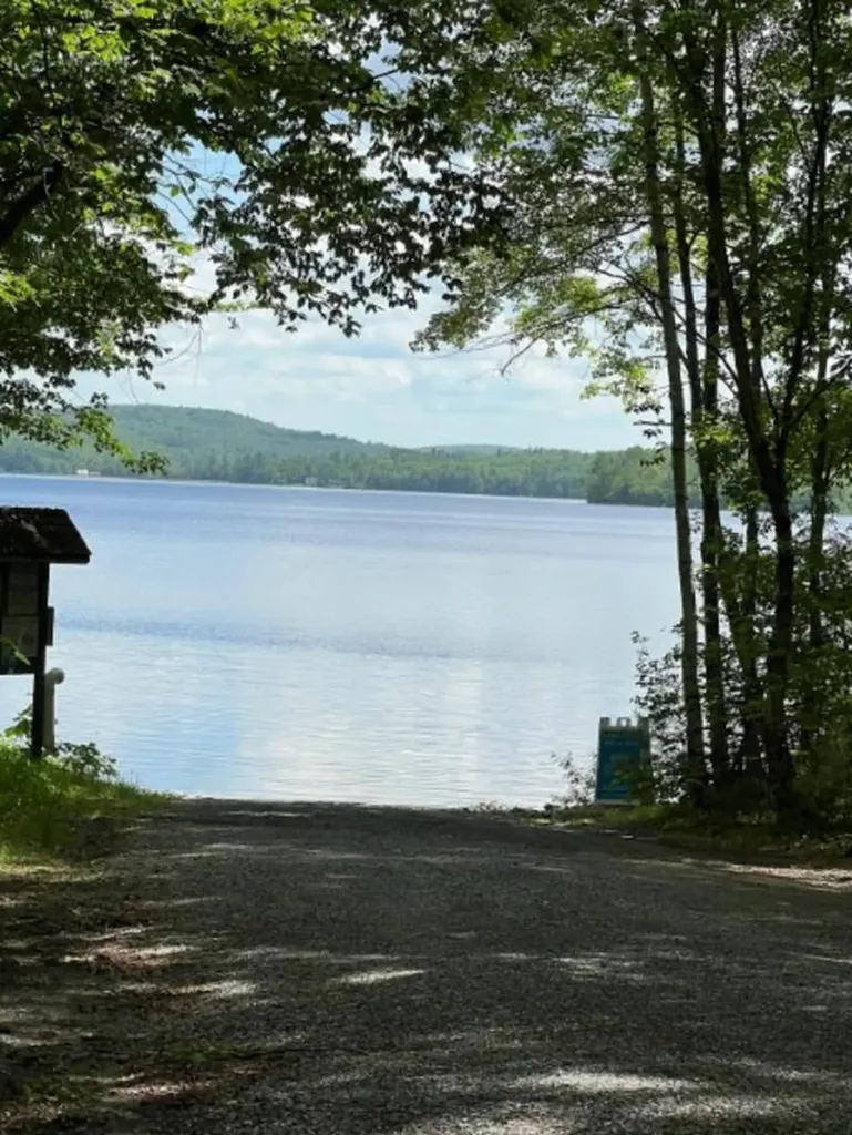 00 Cove Road Canaan NH 03741