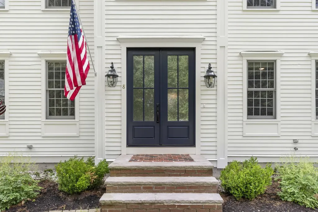 8 Eagle Court Greenland NH 03840