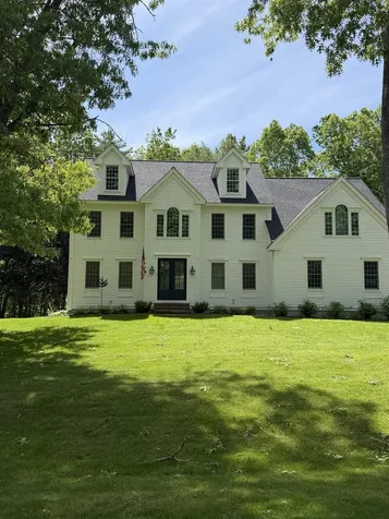 8 Eagle Court Greenland NH 03840