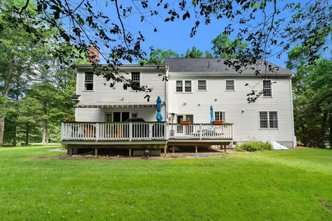 8 Eagle Court Greenland NH 03840