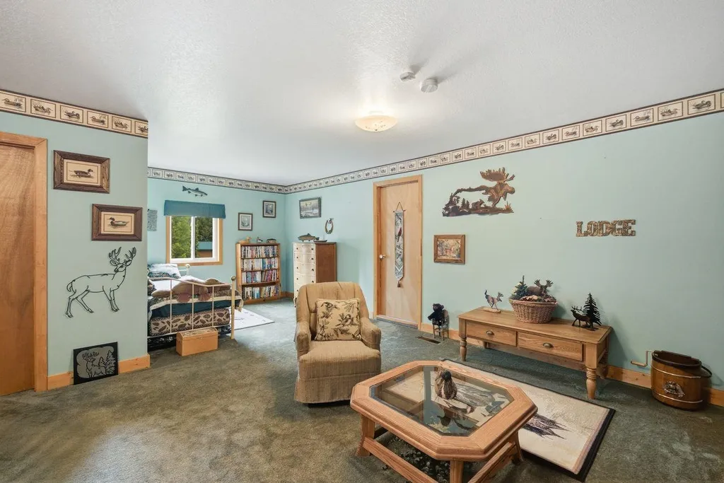 46 Kelly Road Stark NH 03582