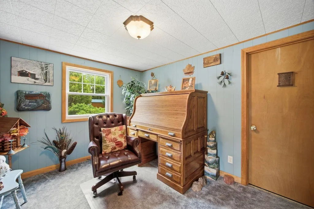 46 Kelly Road Stark NH 03582