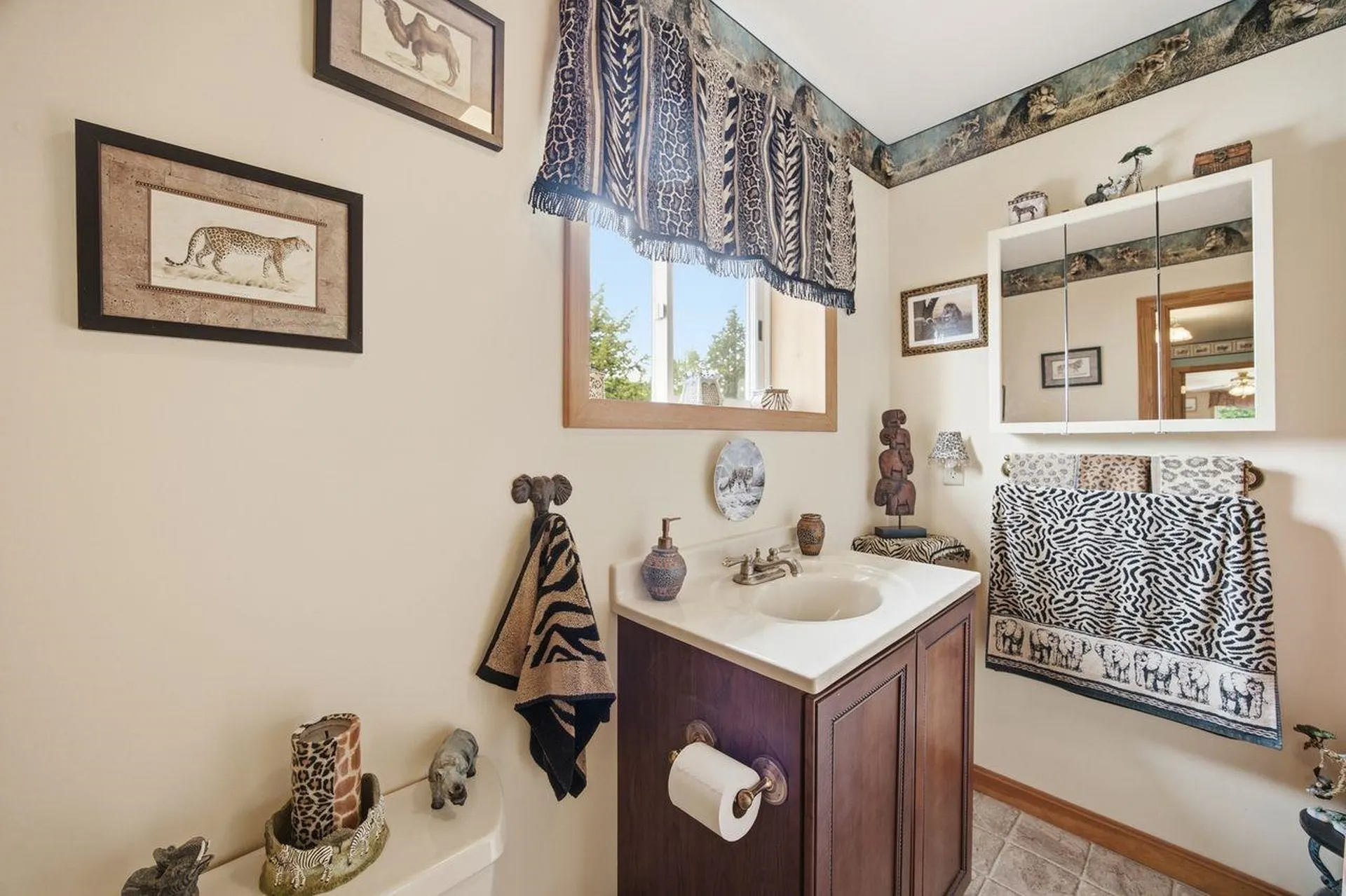 46 Kelly Road Stark NH 03582